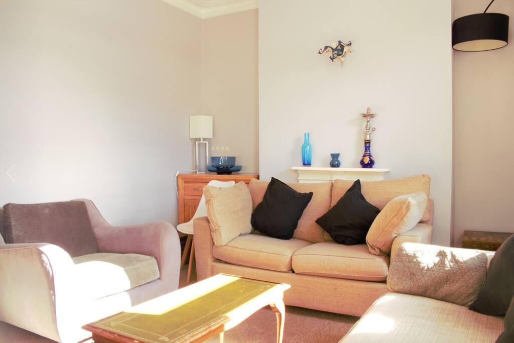 Homely Ensuite Room Near City Centre แมนเชสเตอร์ ภายนอก รูปภาพ