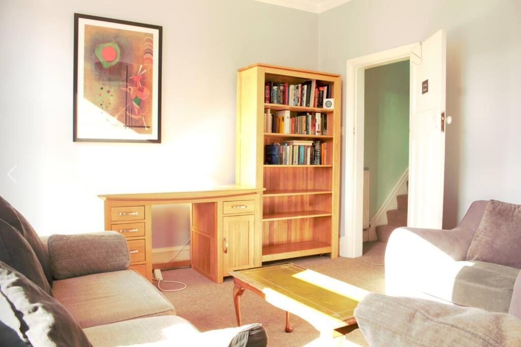 Homely Ensuite Room Near City Centre แมนเชสเตอร์ ภายนอก รูปภาพ