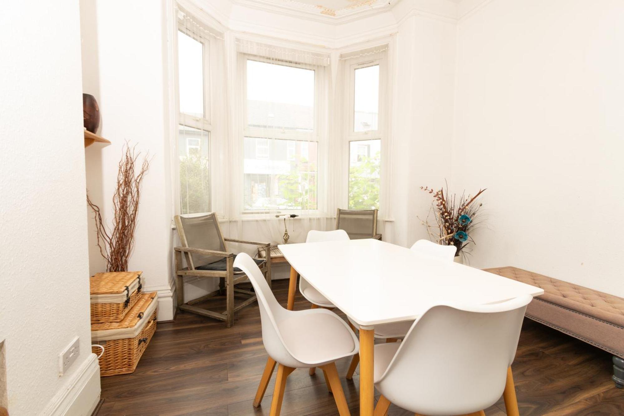 Homely Ensuite Room Near City Centre แมนเชสเตอร์ ภายนอก รูปภาพ
